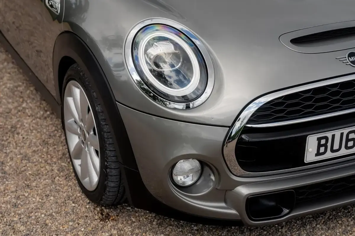 Used Mini Cooper S Hatch 192 HP (141 kW) 2018 Silver Hatchback