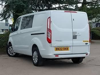 Used Ford Transit Custom Limited 130 HP (95 kW) 2022 White Van