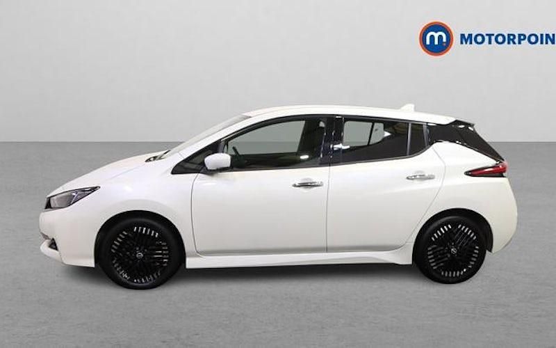 Used Nissan Leaf N-Connecta 110 kW (150 HP) 2025 Hatchback