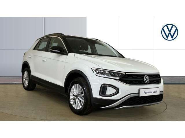 White Used 2022 VW T-Roc Life SUV | £21,254 (Fair price) - Image 1/4
