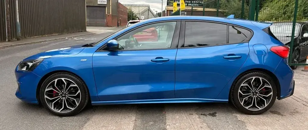 Used Ford Focus ST-Line X 182 HP (133 kW) 2019 Blue Hatchback