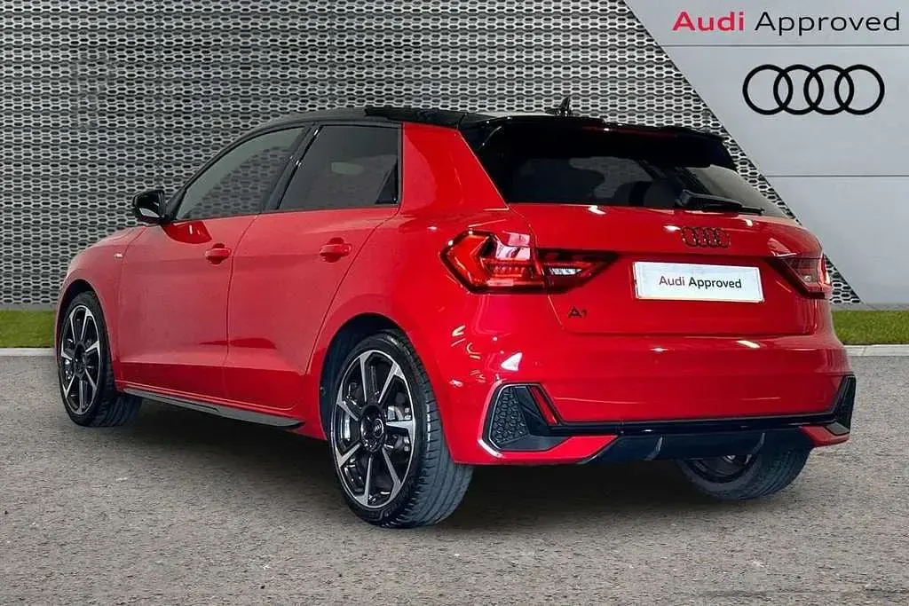 Used Audi A1 Black Edition 108 HP (79 kW) 2024 Red SUV