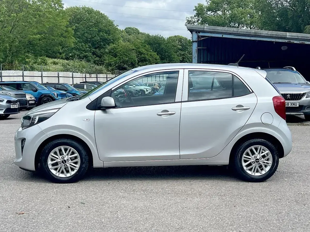 Used Kia Picanto 66 HP (48 kW) 2023 Grey Hatchback
