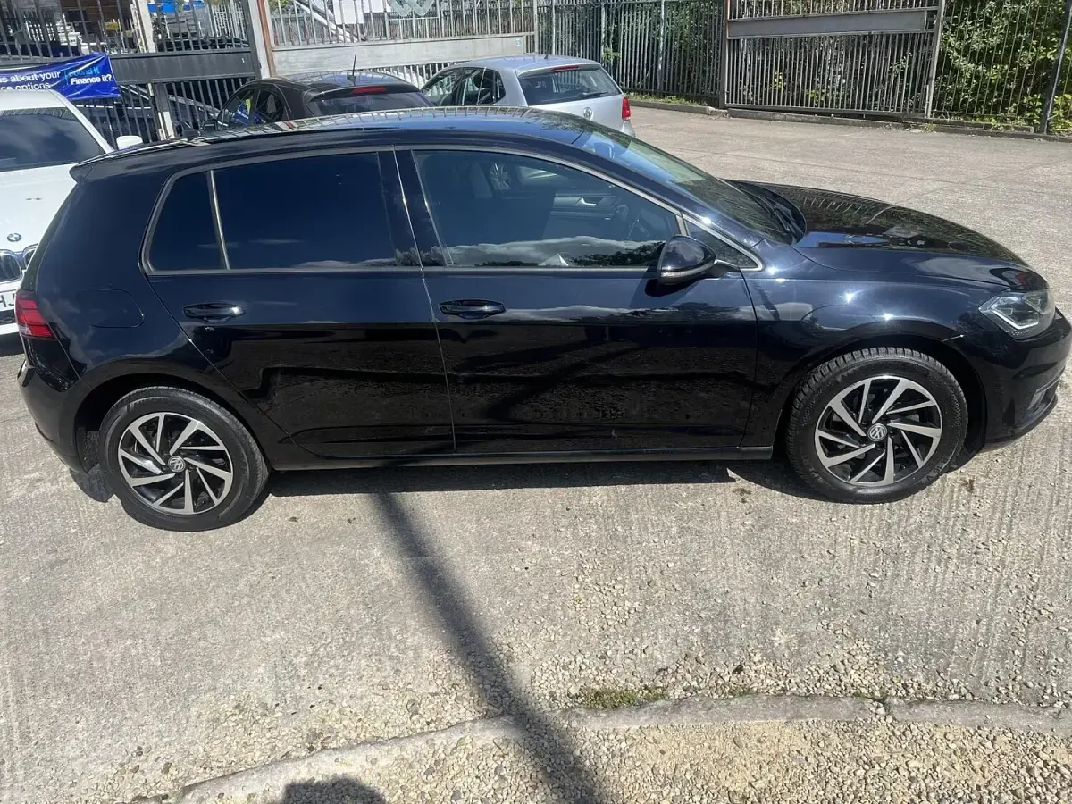 Used VW Golf VII Edition 150 HP (110 kW) 2019 Black Hatchback