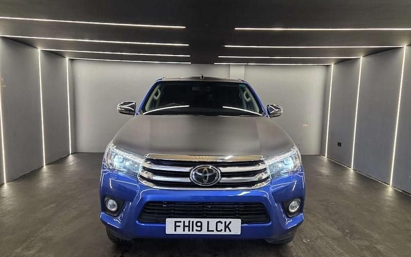 Used Toyota HiLux 150 HP (110 kW) 2020 Pickup