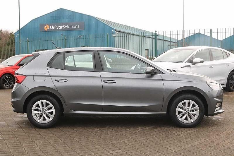New Skoda Fabia SE 59 HP (43 kW) 2026 Graphite grey metallic Hatchback