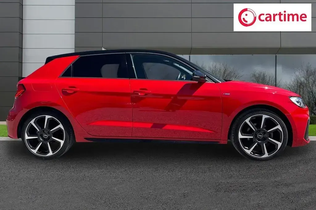 Used Audi A1 Sportback Black Edition 95 HP (69 kW) 2022 Red Hatchback