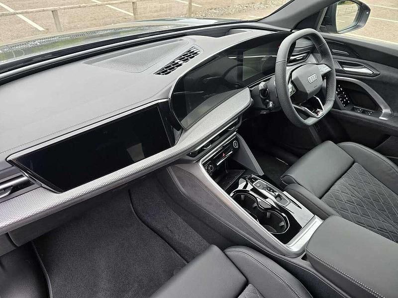 Used Audi Q5 Sportback Advanced 204 HP (150 kW) 2025 Grey SUV