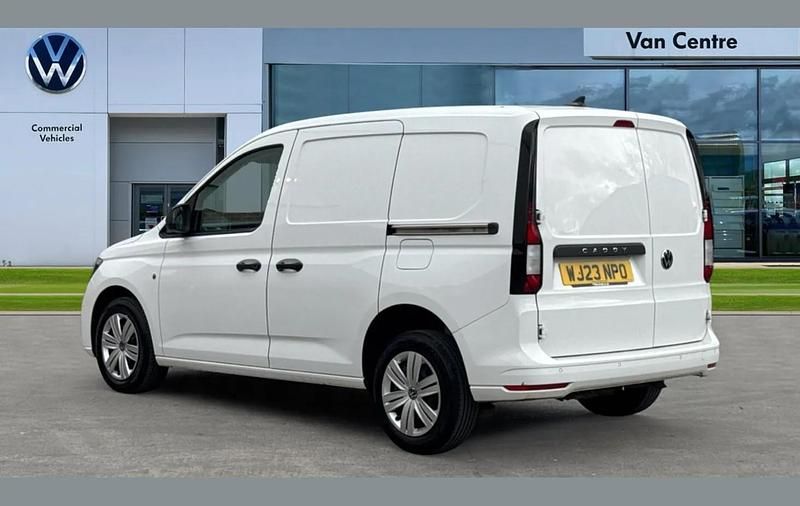 Used VW Caddy 112 HP (82 kW) 2023 White MPV