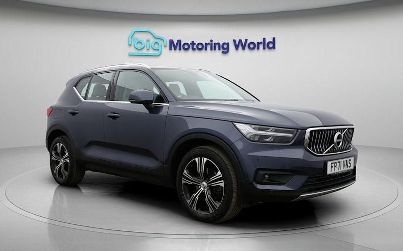 Used Volvo XC40 Inscription 197 HP (144 kW) 2021 Blue SUV