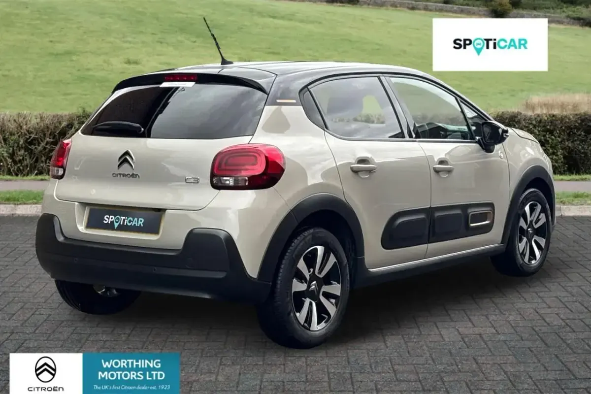 Used Citroën C3 PureTech 82 HP (60 kW) 2023 Brown Hatchback