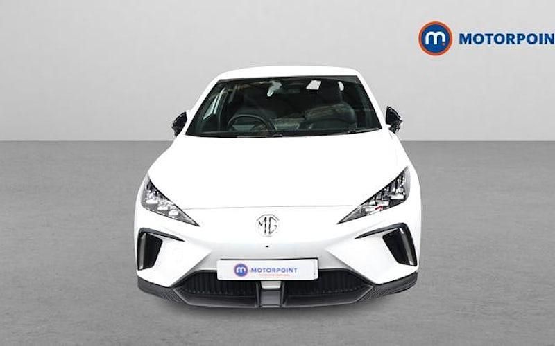 Used MG MG4 EV Trophy 319 kW (435 HP) 2024 White Hatchback