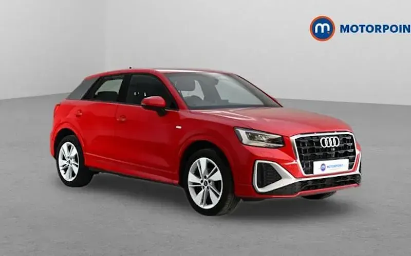 Usado Audi Q2 S-Line 110 HP (80 kW) 2024 SUV