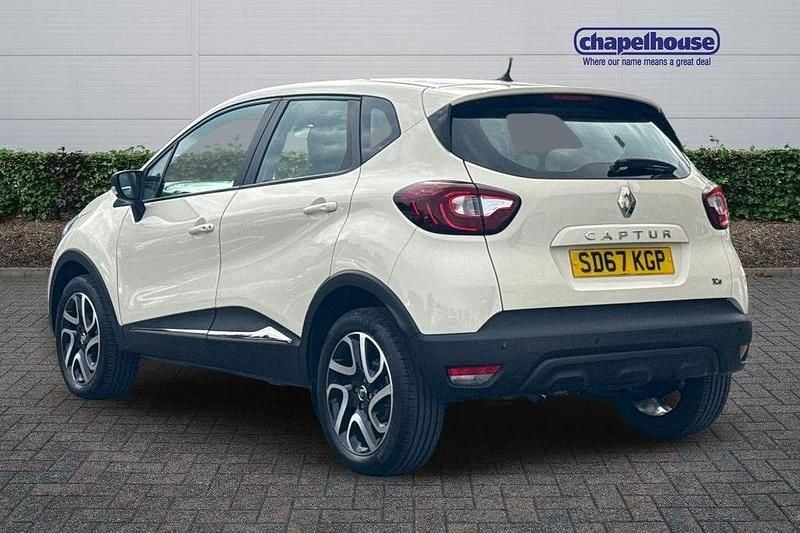 Used Renault Captur Dynamique 90 HP (66 kW) 2017 SUV