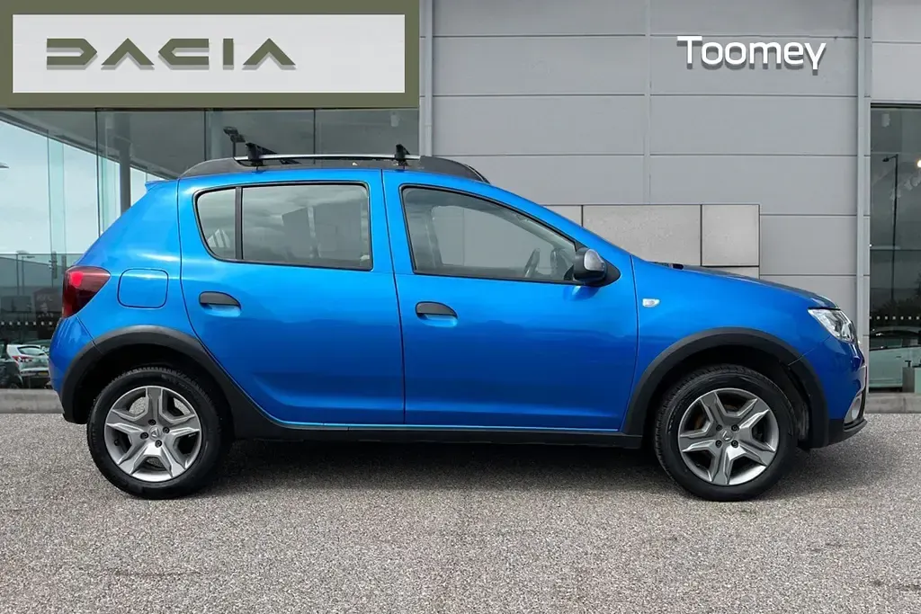 Used Dacia Sandero Comfort 90 HP (66 kW) 2020 Blue Hatchback