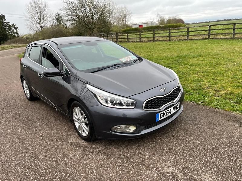 Used Kia Ceed 2014 Silver Hatchback
