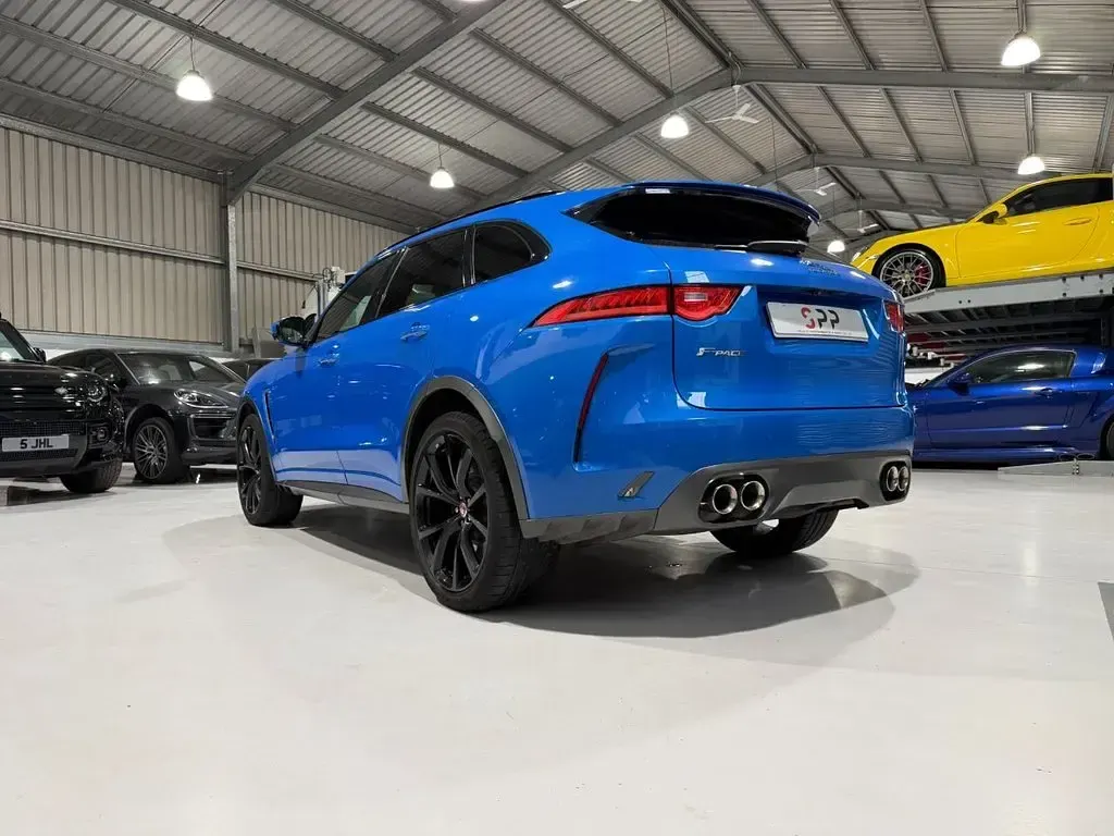 Used Jaguar F-Pace Supercharged 550 HP (404 kW) 2020 Blue SUV