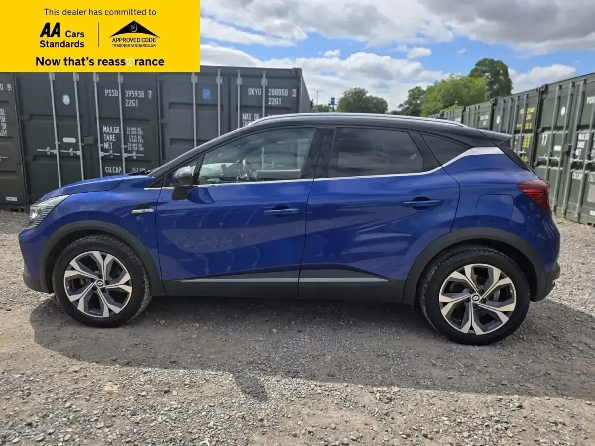 Używany Renault Captur RS Line 143 KM (105 kW) 2022 Niebieski SUV