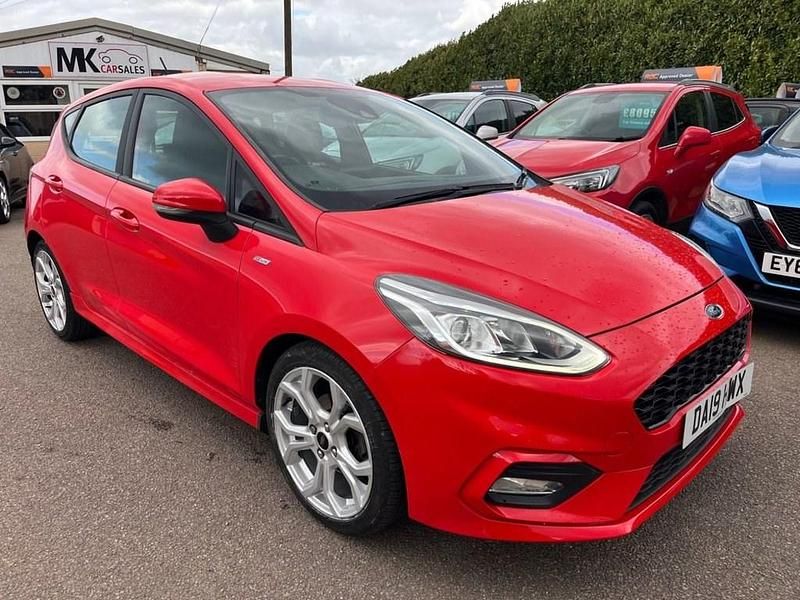 Used Ford Fiesta ST-Line 2019 Race red Hatchback