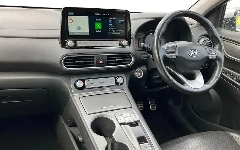 Used Hyundai Kona Premium SE 150 kW (204 HP) 2020 White SUV