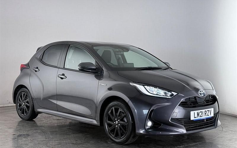 Used Toyota Yaris Hybrid Design 116 HP (85 kW) 2026 Hatchback
