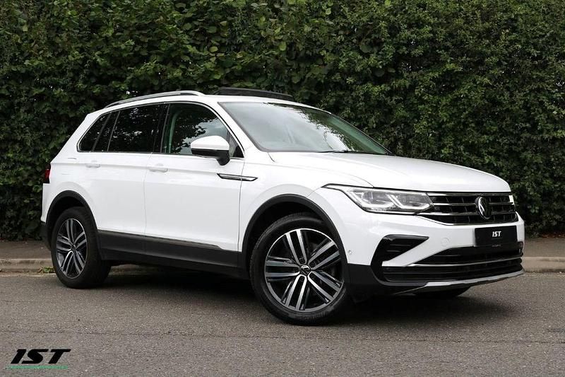 White Used 2022 VW Tiguan Elegance SUV | £22,495 (Super price) - Image 1/4