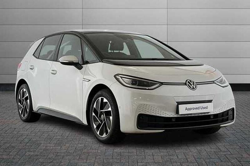 Used VW ID.3 Pro Performance 150 kW (204 HP) 2023 White Hatchback