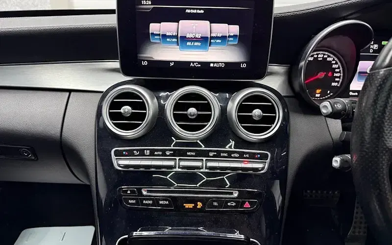 Used Mercedes C300 AMG line 231 HP (169 kW) 2015 Silver Estate