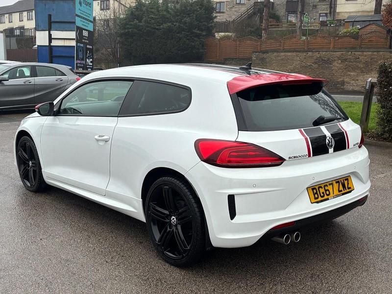 Used VW Scirocco R-line 184 HP (135 kW) 2017 White Coupe