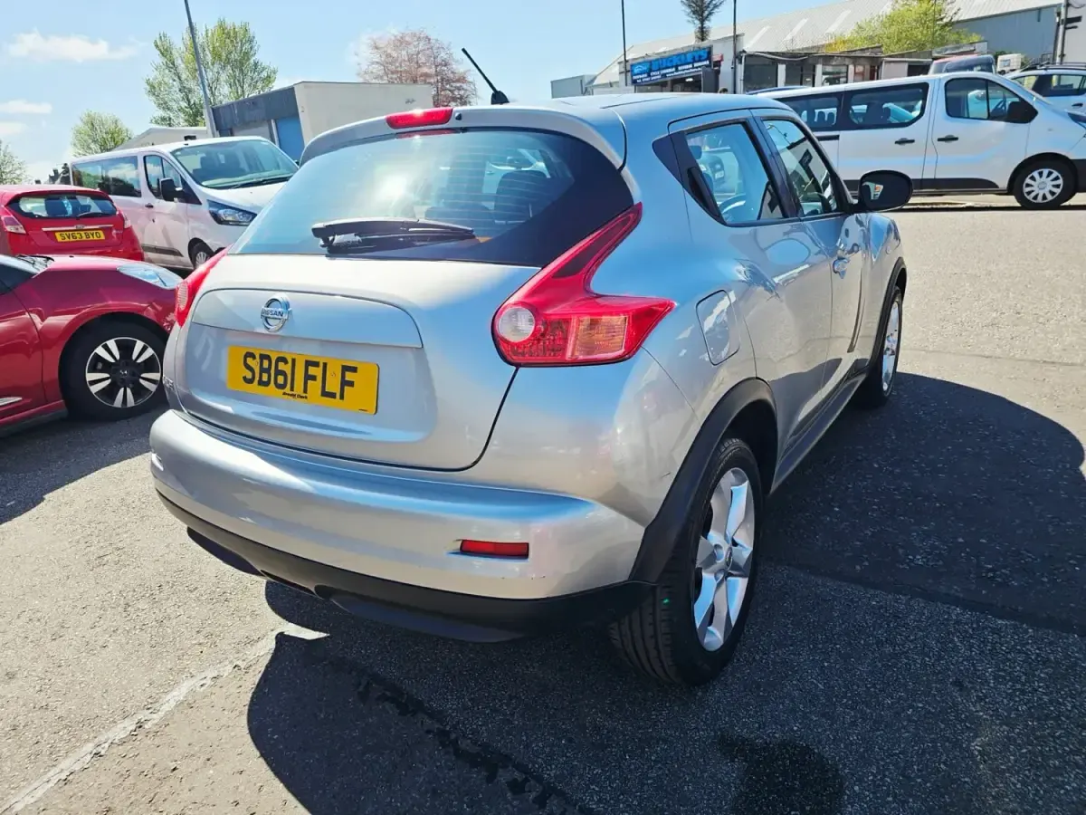 Używany Nissan Juke Acenta 2012 Srebrny SUV