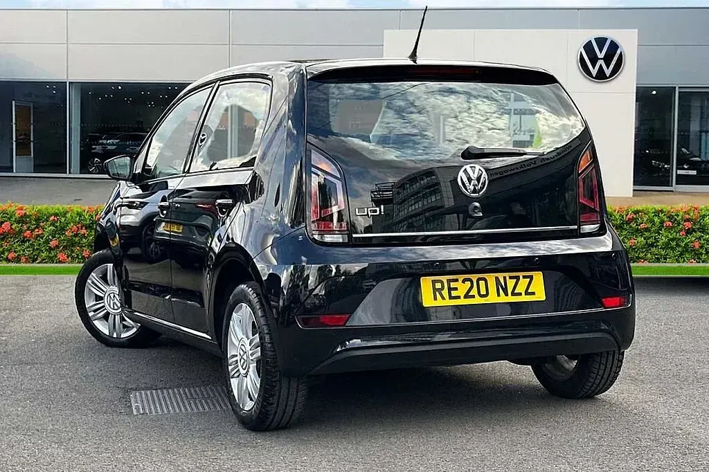 Used VW up! 60 HP (44 kW) 2020 Hatchback