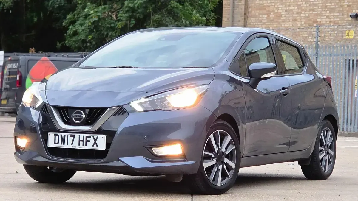Used Nissan Micra Acenta 71 HP (52 kW) 2017 Grey Hatchback