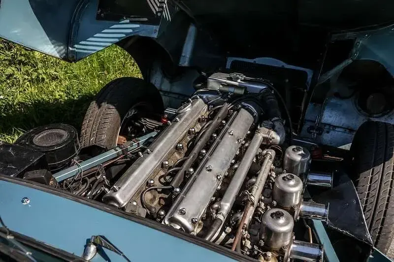 Usado Jaguar E-Type 269 CV (197 kW) 1962 Azul Coupe