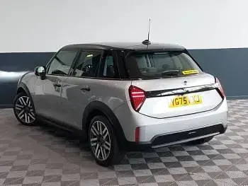 Used Mini Cooper Classic 114 kW (156 HP) 2025 Silver Hatchback