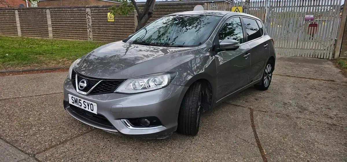 Used Nissan Pulsar Tekna 115 HP (84 kW) 2015 Grey Hatchback