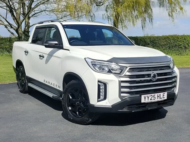 Used KGM Musso 202 HP (148 kW) 2025 Grand white Pickup