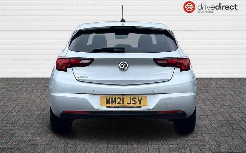 Used Vauxhall Astra Edition 145 HP (106 kW) 2021 Silver Hatchback
