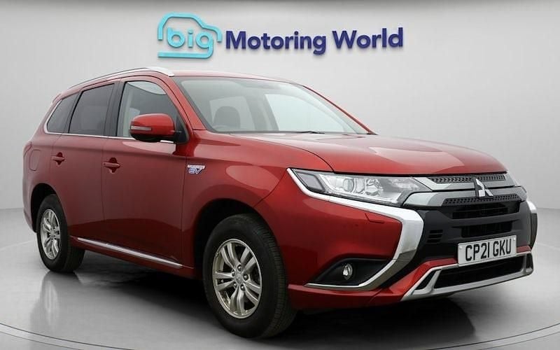 Usado Mitsubishi Outlander P-HEV 224 CV (164 kW) 2020 Familiar