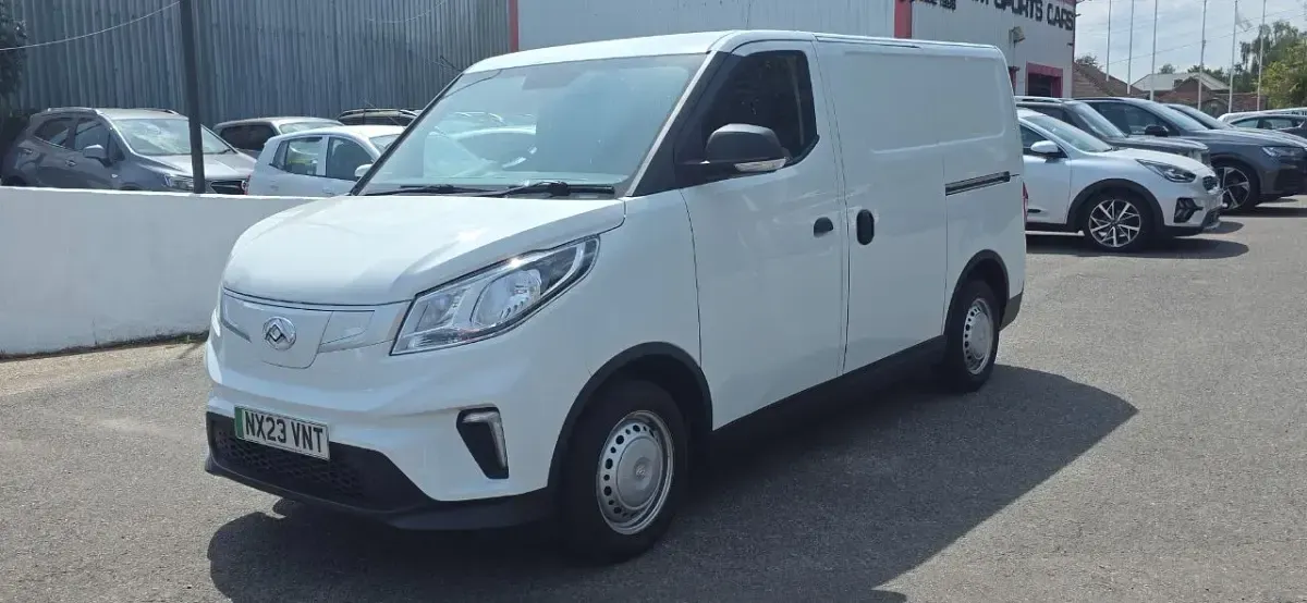 Used Maxus eDeliver 3 89 kW (122 HP) 2023 White Van