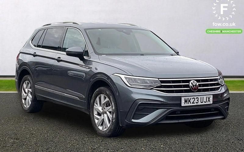 Used VW Tiguan Allspace Life 150 HP (110 kW) 2023 Grey SUV