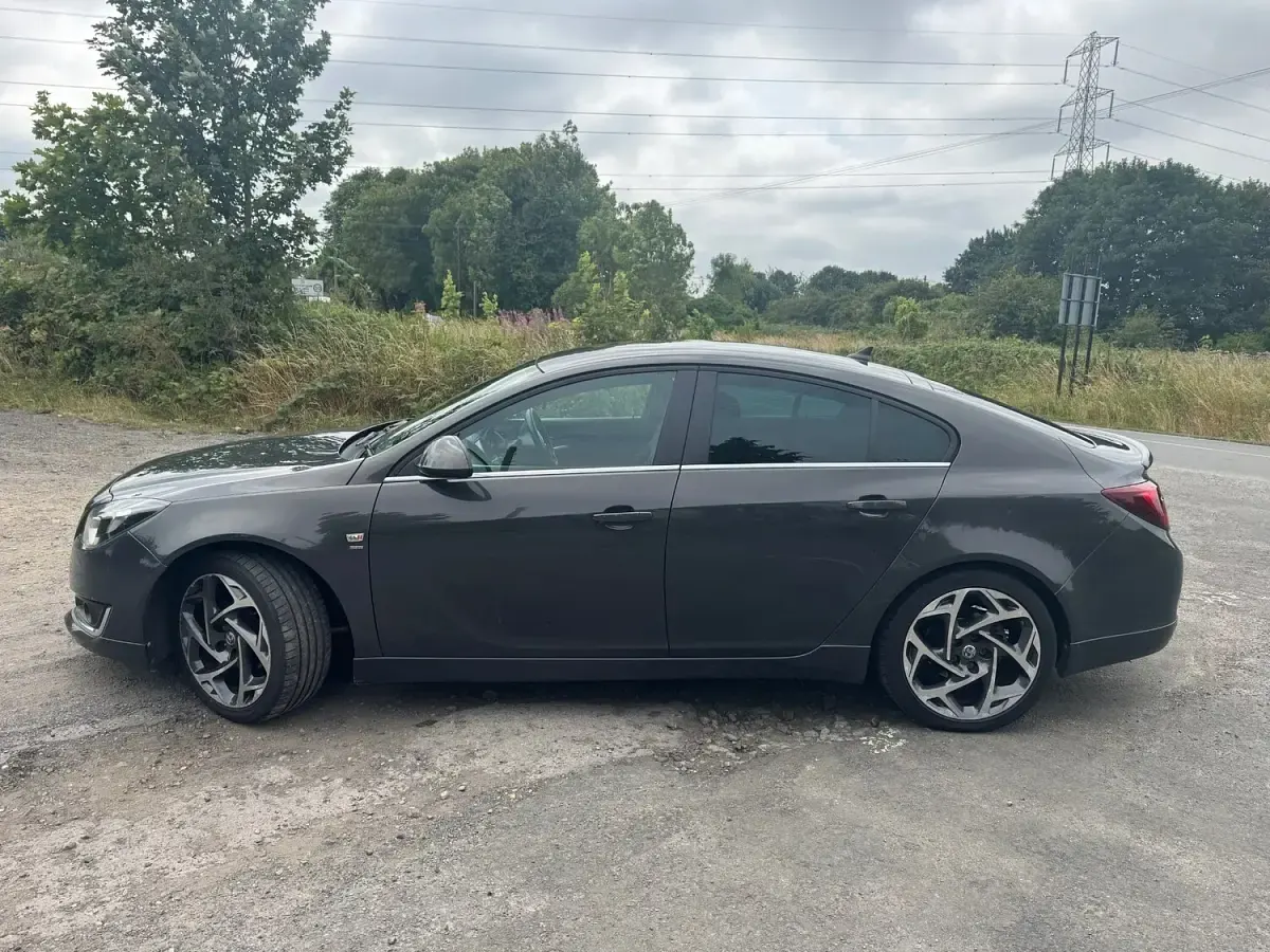 Used Vauxhall Insignia SRi 2014 Grey Hatchback