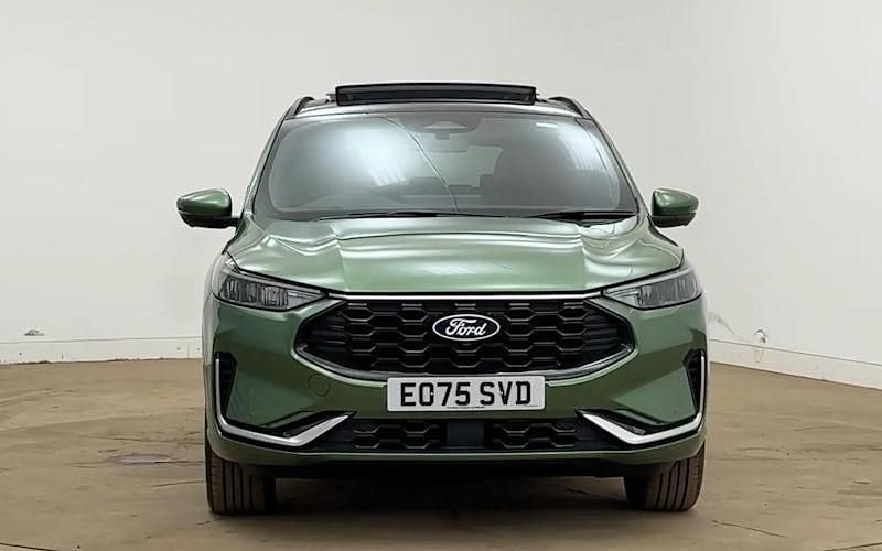 Usado Ford Kuga ST-Line 242 HP (177 kW) 2026 SUV
