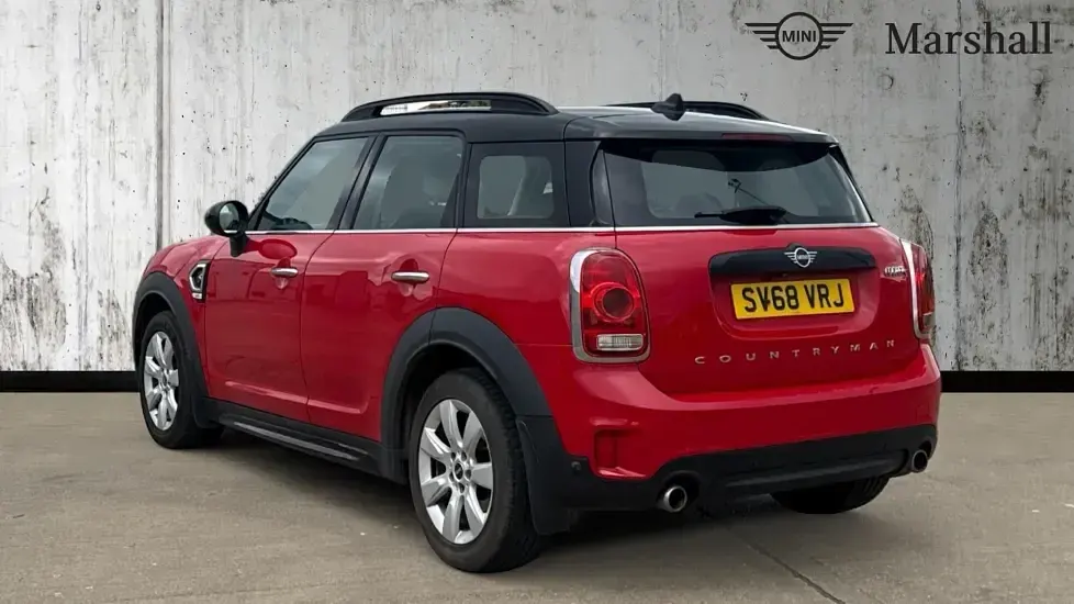 Used Mini Cooper S Countryman 192 HP (141 kW) 2018 Chili red SUV