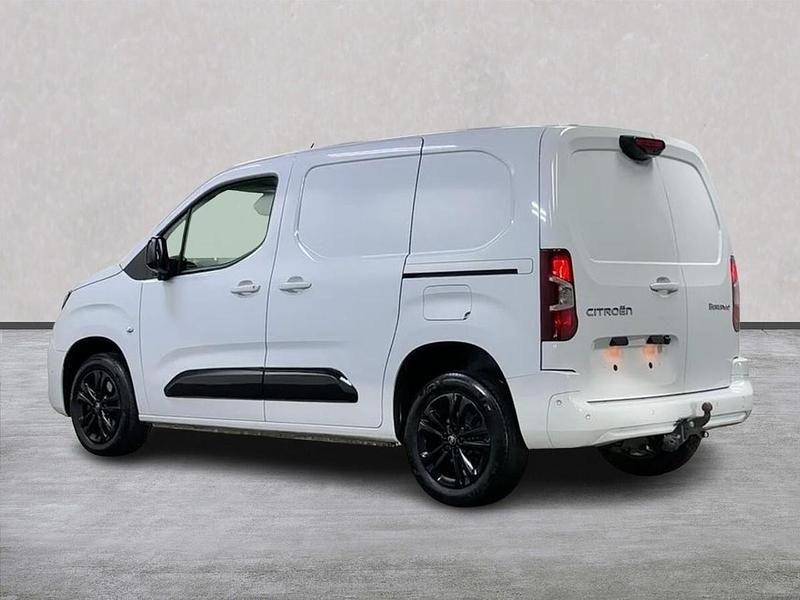 Usado Citroën Berlingo 130 HP (95 kW) 2024 Branco Monovolume