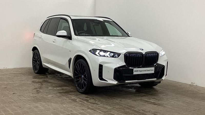 White Used 2025 BMW X5 M Sport SUV | £70,995 (A bit pricey) - Image 1/4