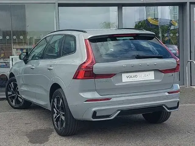 Used Volvo XC60 Plus 247 HP (181 kW) 2026 SUV