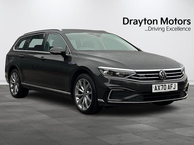 Used VW Passat Advance 218 HP (160 kW) 2021 Grey Estate