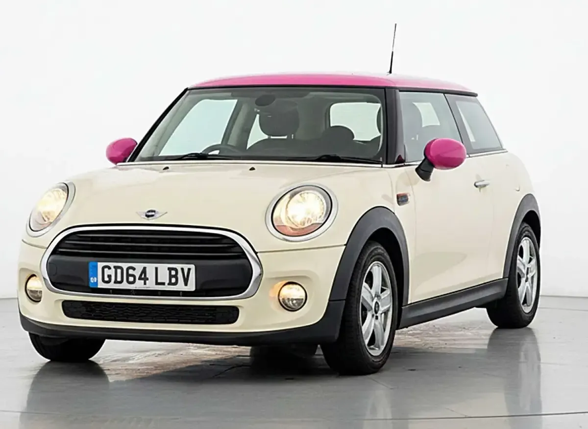 Used Mini ONE Hatch 102 HP (75 kW) 2015 White Hatchback