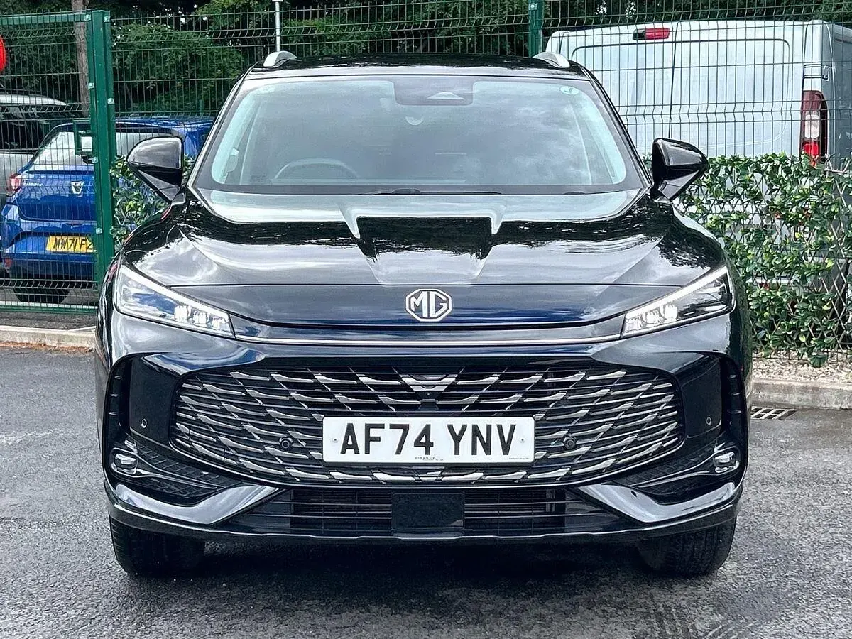 Used MG HS Trophy 169 HP (124 kW) 2024 Black SUV