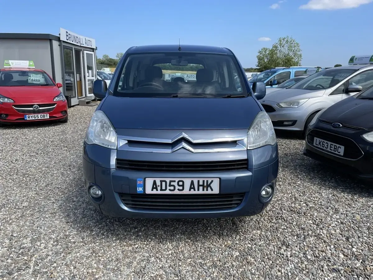 Used Citroën Berlingo VTR Sport 90 HP (66 kW) 2010 Blue MPV